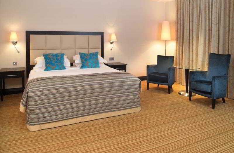 Delta Hotels By Marriott Nottingham Belfry Eksteriør billede