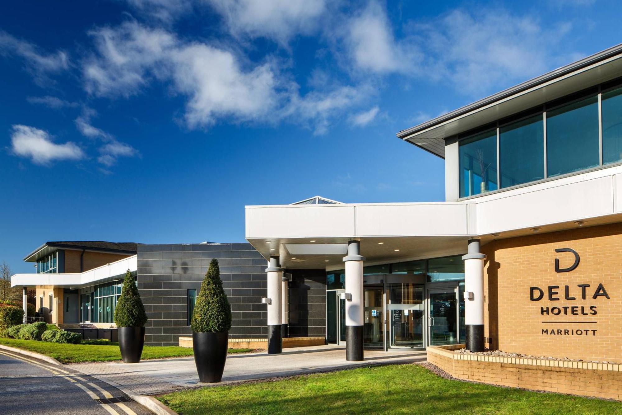 Delta Hotels By Marriott Nottingham Belfry Eksteriør billede