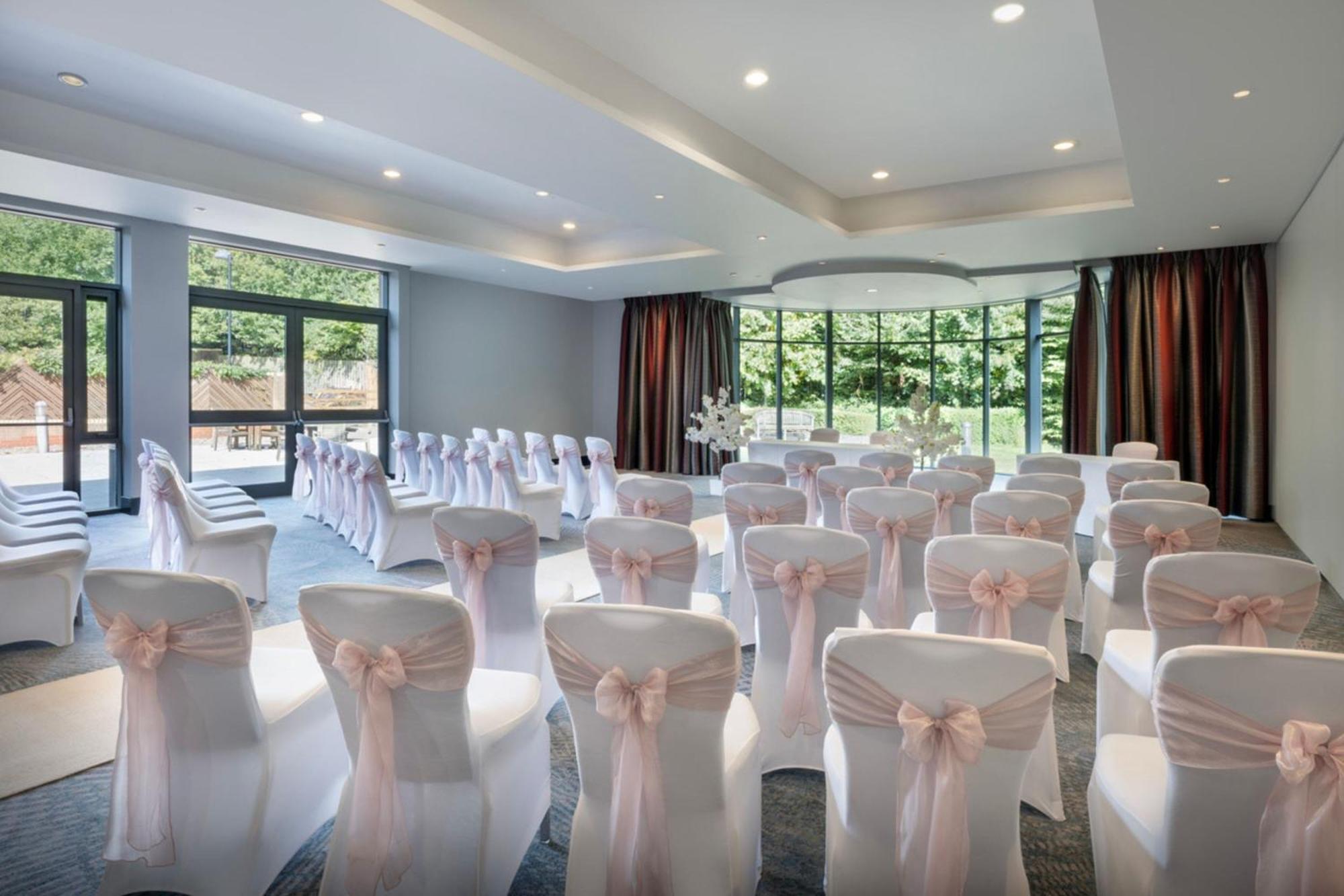 Delta Hotels By Marriott Nottingham Belfry Eksteriør billede