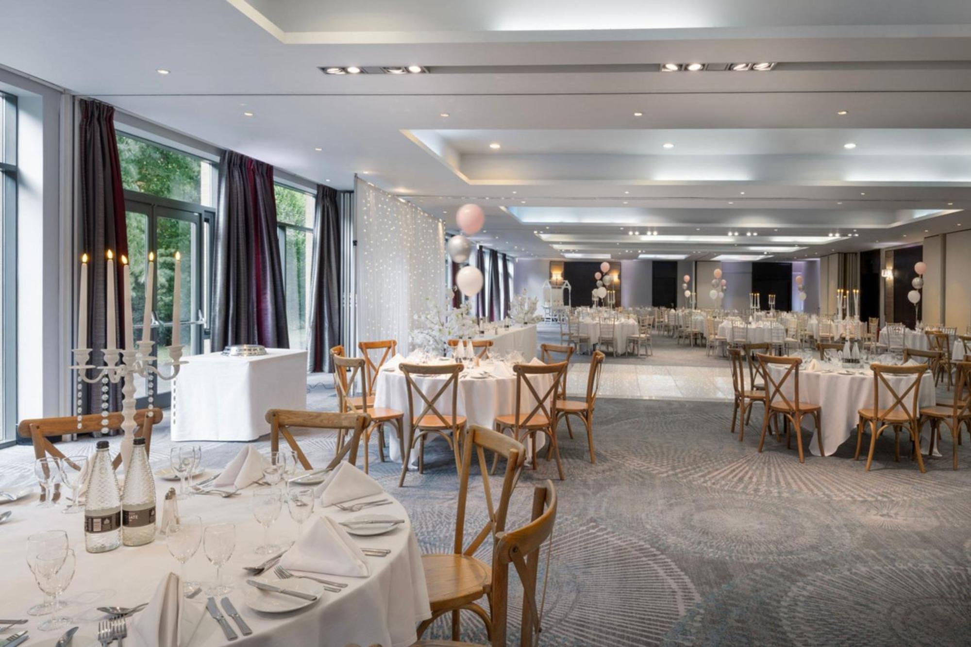 Delta Hotels By Marriott Nottingham Belfry Eksteriør billede