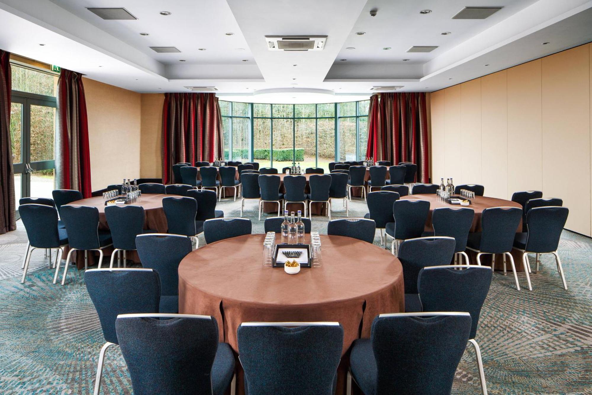 Delta Hotels By Marriott Nottingham Belfry Eksteriør billede