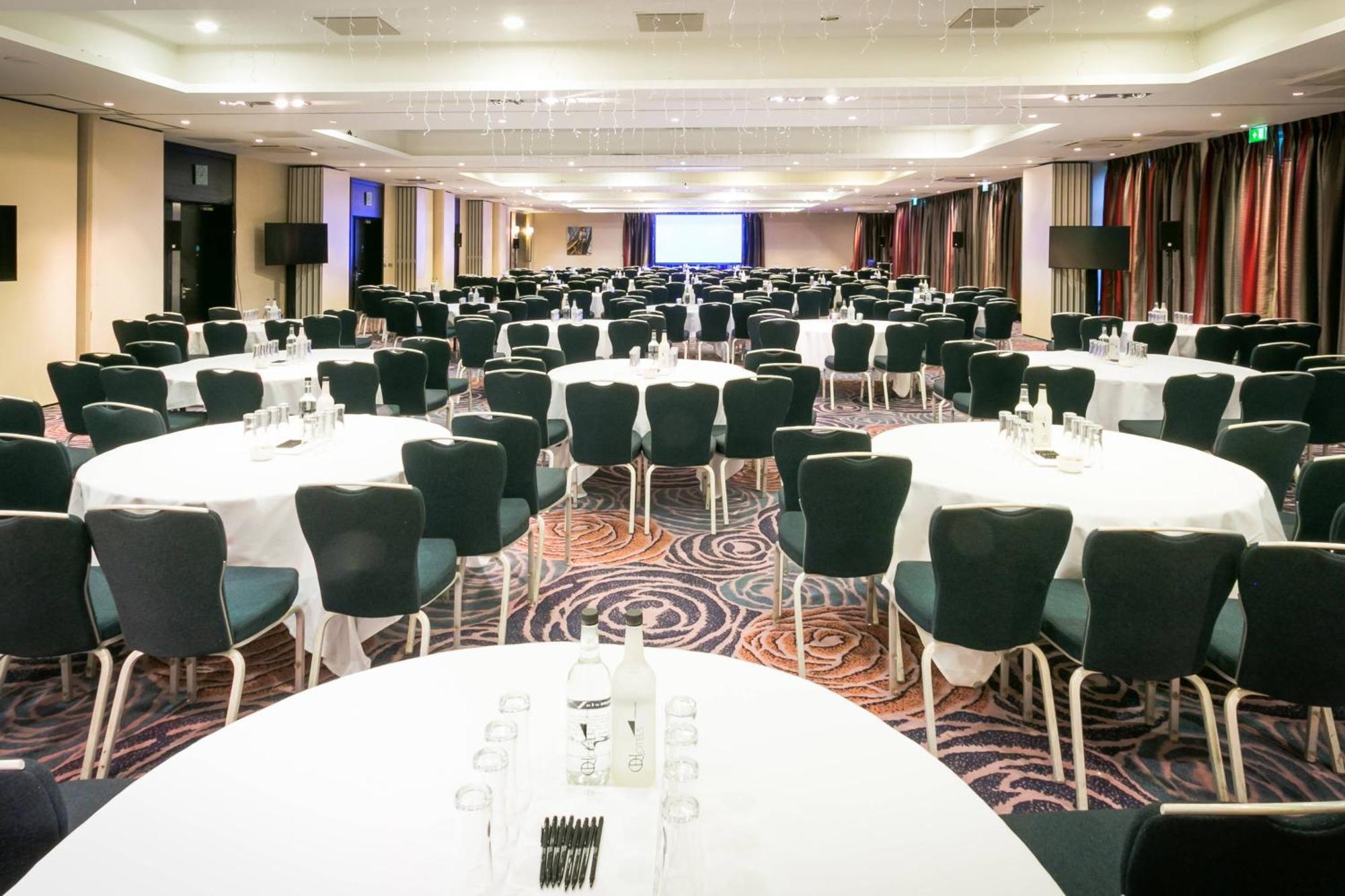 Delta Hotels By Marriott Nottingham Belfry Eksteriør billede