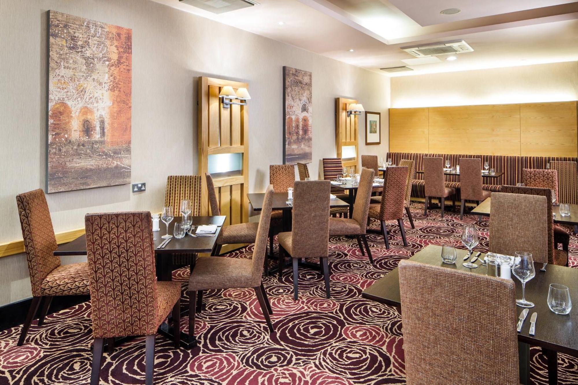 Delta Hotels By Marriott Nottingham Belfry Eksteriør billede