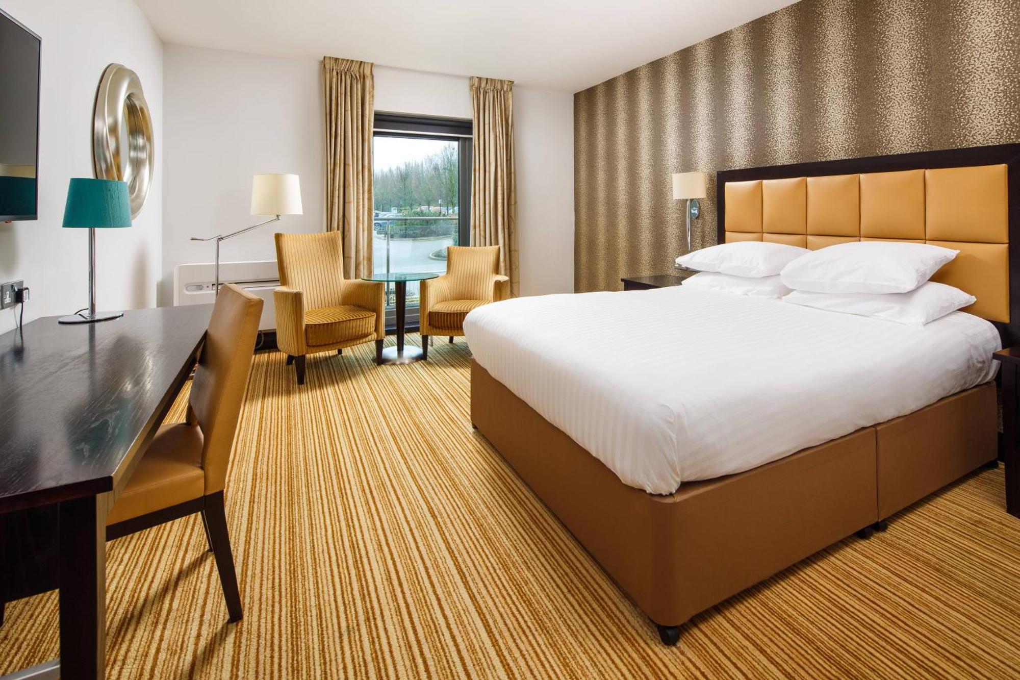 Delta Hotels By Marriott Nottingham Belfry Eksteriør billede