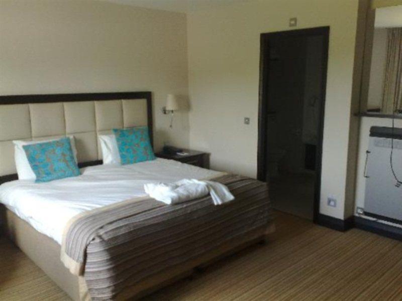 Delta Hotels By Marriott Nottingham Belfry Eksteriør billede